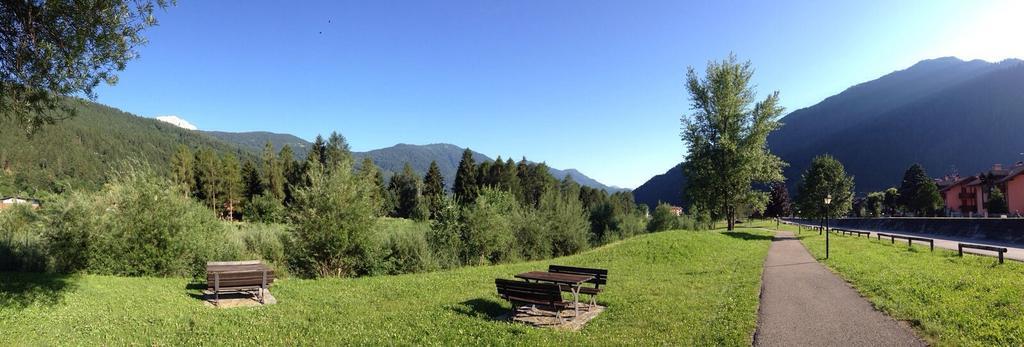 Albergo Garni Cavento Pinzolo Eksteriør bilde