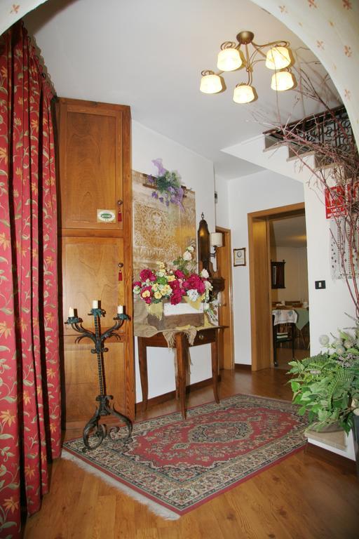 Albergo Garni Cavento Pinzolo Eksteriør bilde