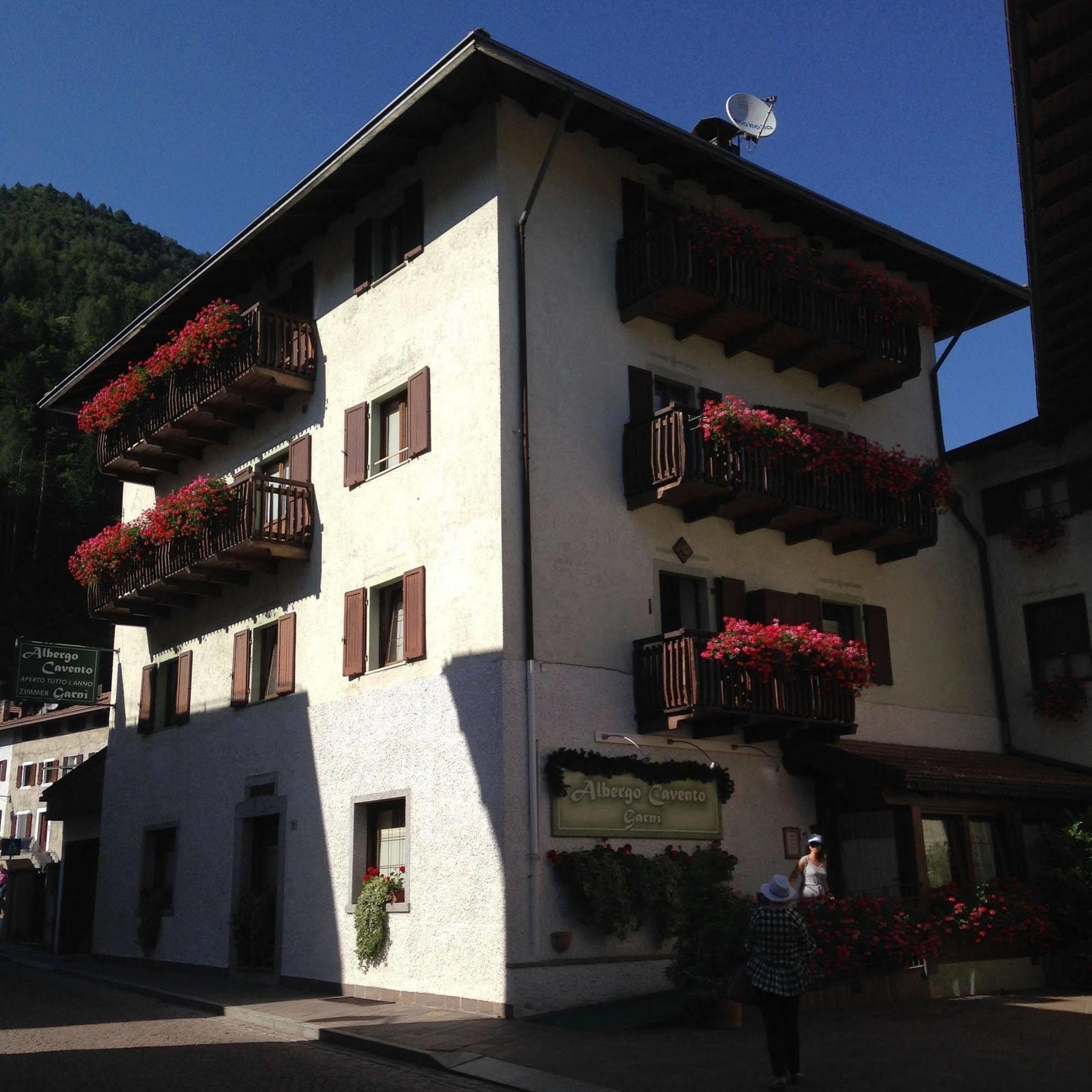 Albergo Garni Cavento Pinzolo Eksteriør bilde