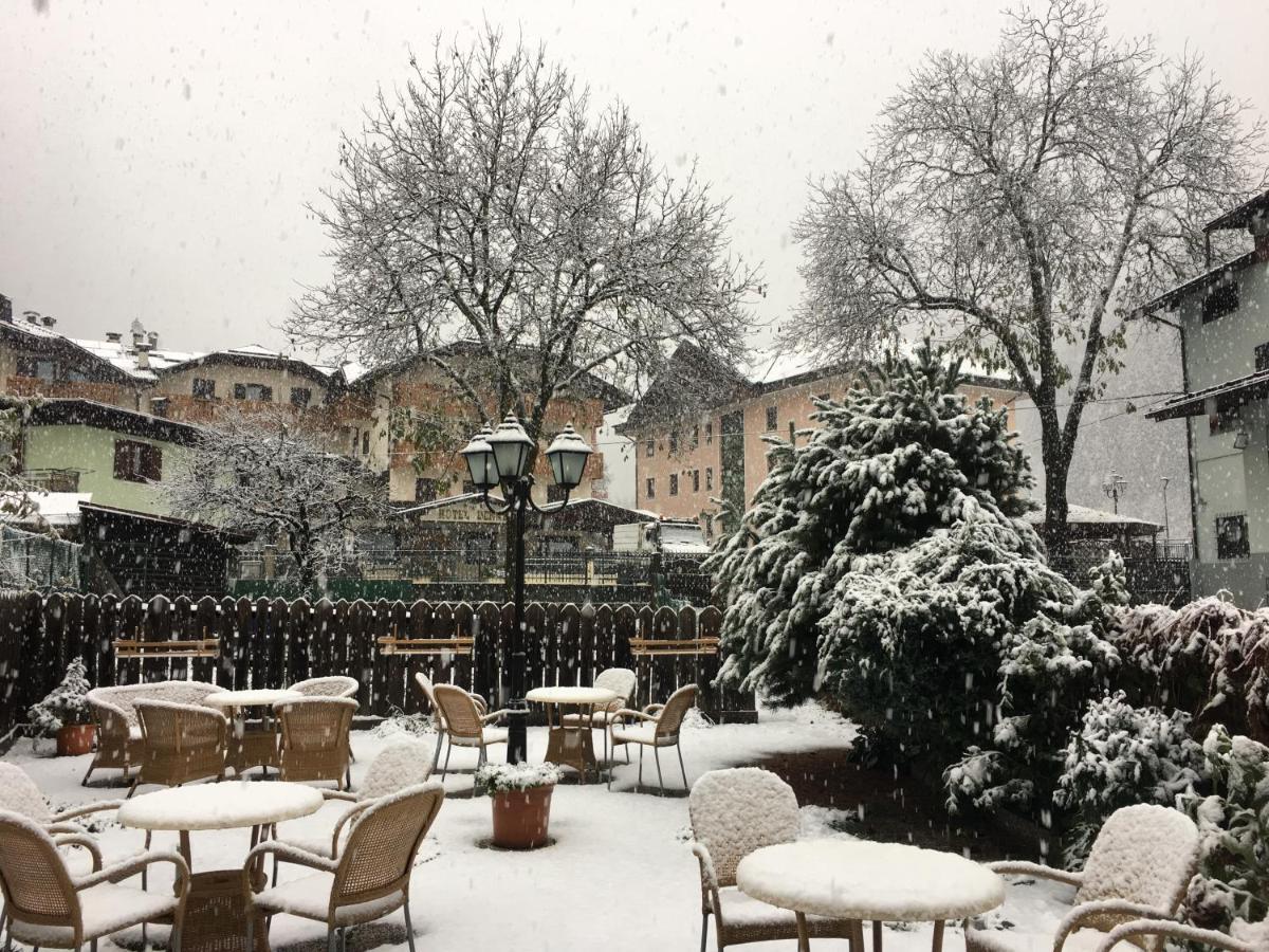 Albergo Garni Cavento Pinzolo Eksteriør bilde